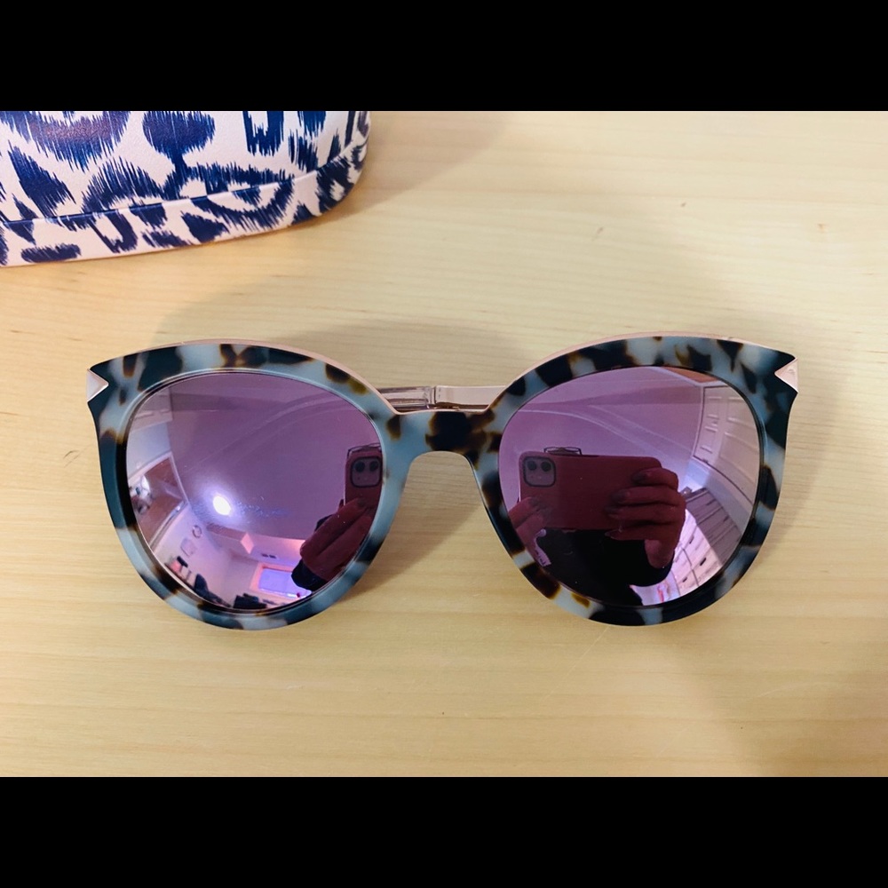 Influencer Sunglasses - Blush Tortoise
